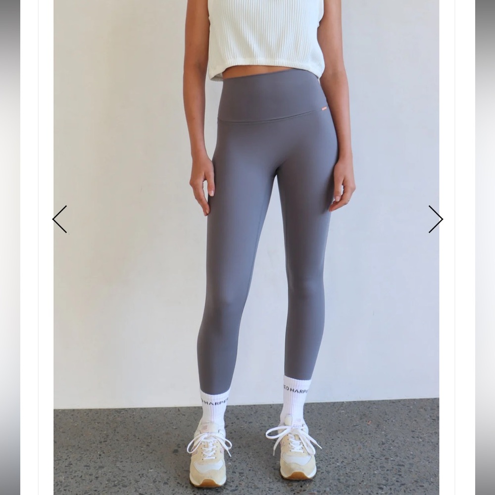 Cleo Harper gray legging